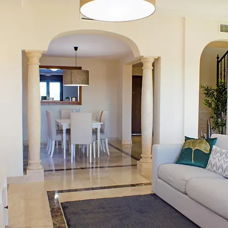Las Villas De Santa Maria Estepona